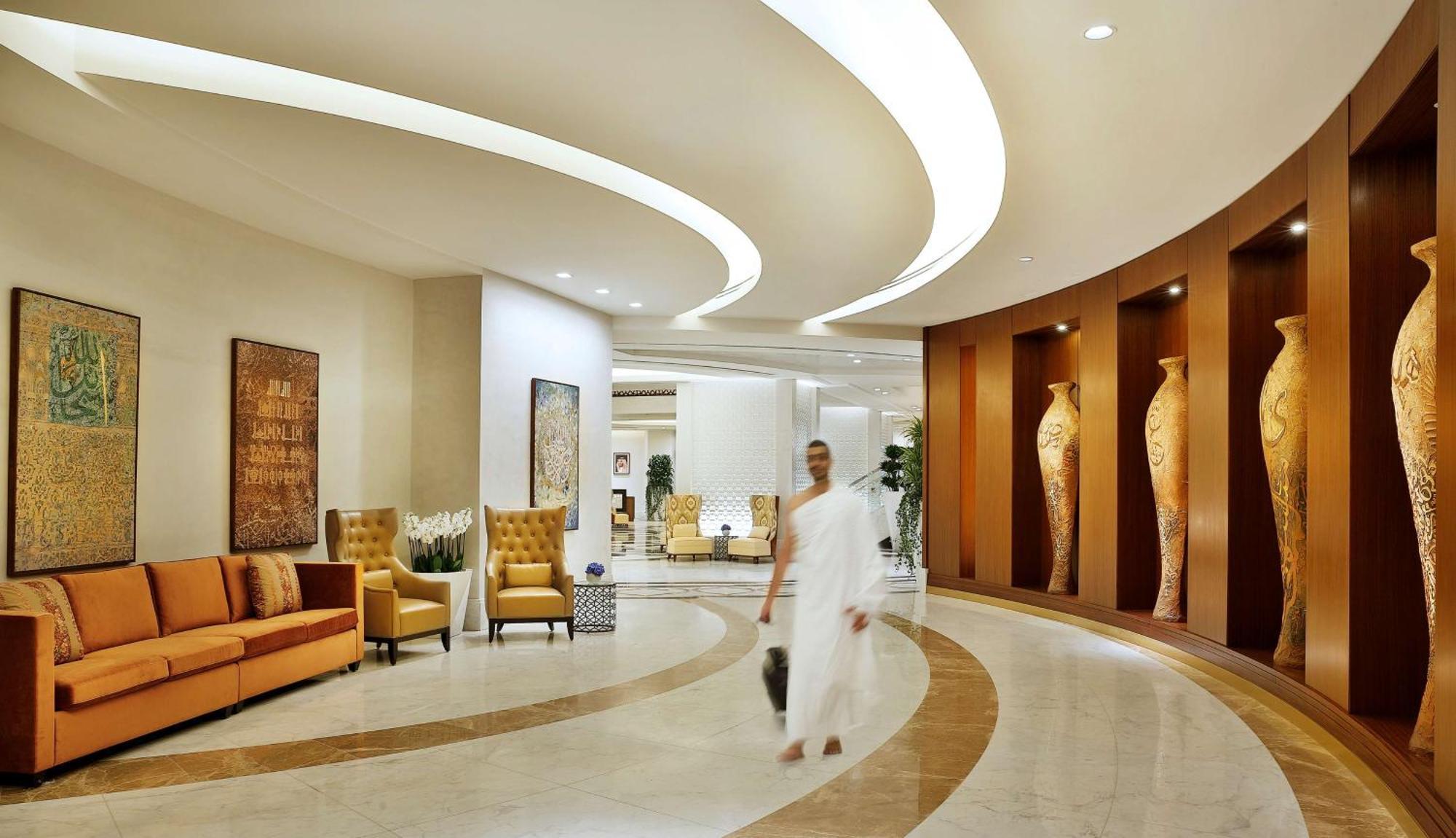 كونراد فندق 5*